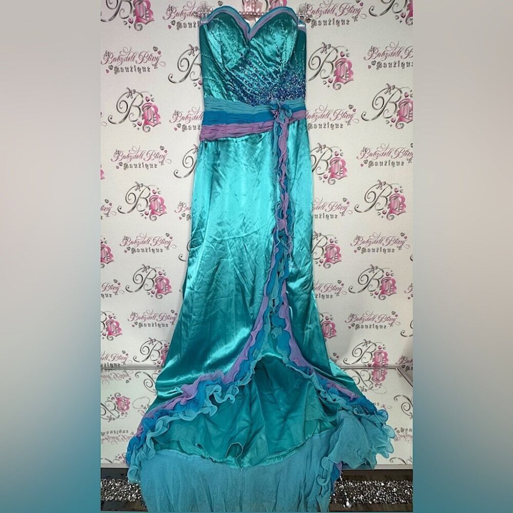 Alyce designs dress gown fairy beaded embroidered ruffle frills mermaid 🧜♀️